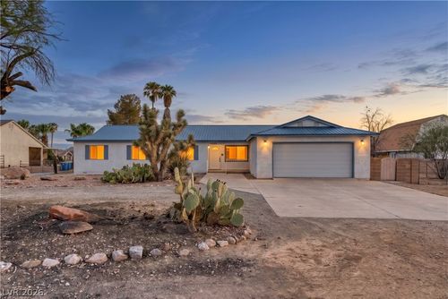 1225 W Cottonwood Ave, Overton, NV, 89040-9060 | Card Image
