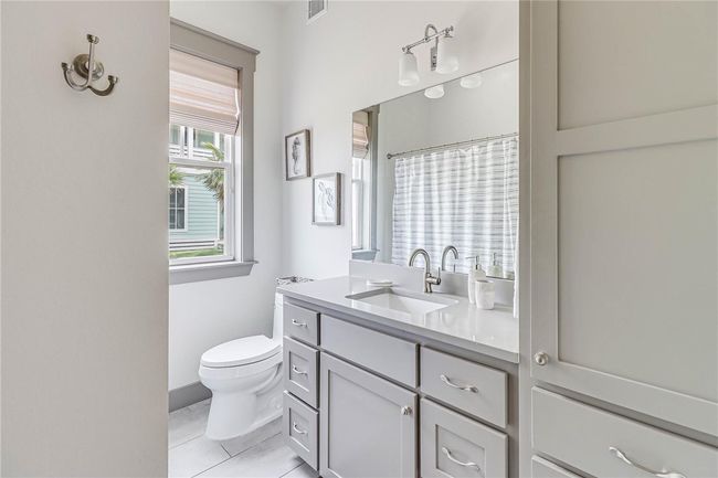 En-Suite Bath for 2nd King Suite | Image 24