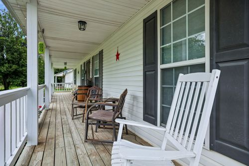 225 Woodbury Hwy, Liberty, TN, 37095-4211 | Card Image