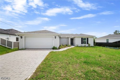 2815 24th St W, Lehigh Acres, FL, 33971-5575 | Card Image