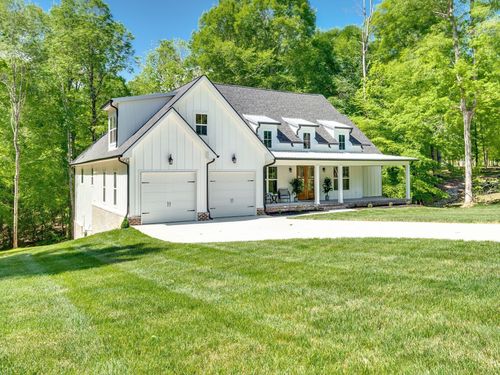 545 Delacy Dr, Fairview, TN, 37062-7022 | Card Image