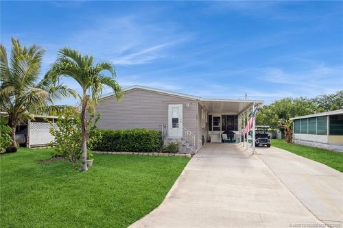 7377 Se Swan Ave, Hobe Sound, FL, 33455-4584 | Card Image