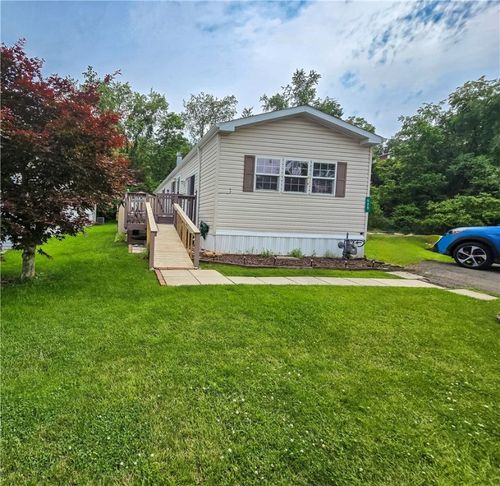 529 Lakeview Dr, Delmont, PA, 15626-1709 | Card Image