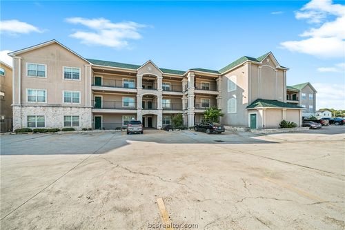 114-7037 Kingston Cove, Willis, TX, 77318 | Card Image