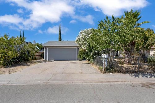 5277 Aspen Way, Olivehurst, CA, 95961-7450 | Card Image