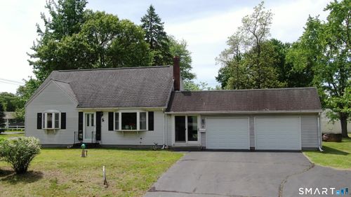 5 Pershing Rd, Windsor Locks, CT, 06096-2122 | Card Image