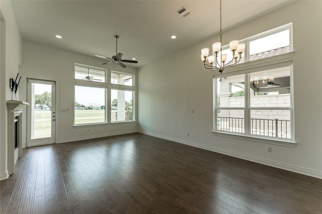 152 Limestone Dr, House other with 2 bedrooms, 2 bathrooms and 4 parking in Georgetown TX | Image 19