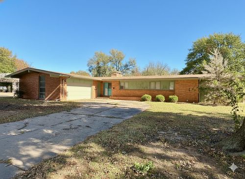 513 N Madison Ave, Anthony, KS, 67003-2233 | Card Image