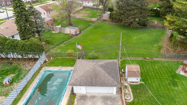 207 Muehl Dr, House other with 5 bedrooms, 2 bathrooms and 2 parking in Lockport IL | Image 25
