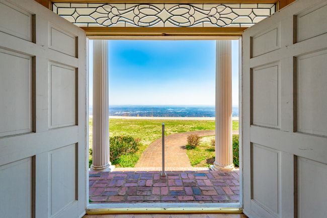 2500 E Brow Rd, House other with 5 bedrooms, 7 bathrooms and 7 parking in Signal Mountain TN | Image 11