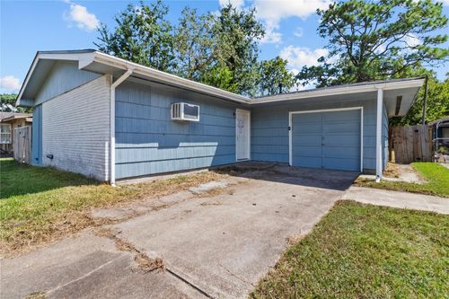 113 Highland Dr, Hitchcock, TX, 77563-1417 | Card Image