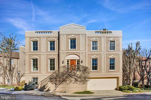 4709 Foxhall Cres Nw, WASHINGTON, DC, 20007-1065 | Card Image