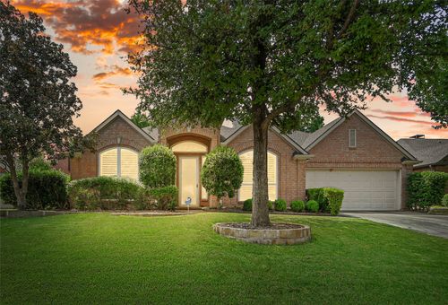 4211 Blue Grass Ct, Flower Mound, TX, 75028-3034 | Card Image
