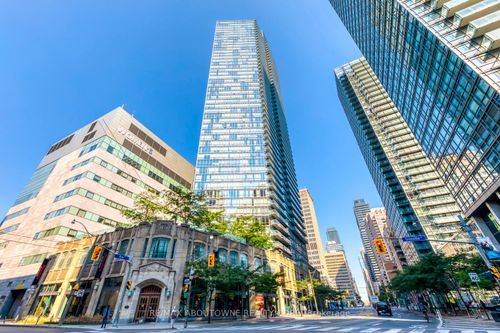 1206-832 Bay St, Toronto, ON, M5S1Z6 | Card Image