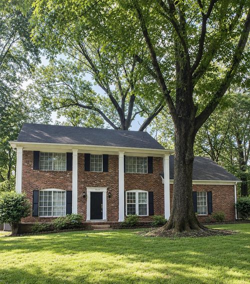 1562 Holly Hill Dr, Germantown, TN, 38138-1842 | Card Image
