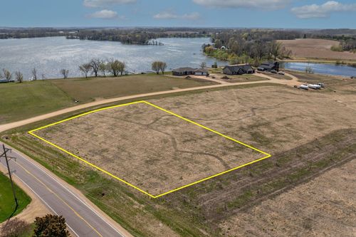 1xxx Lakeview Court, Cleveland, MN, 56017 | Card Image