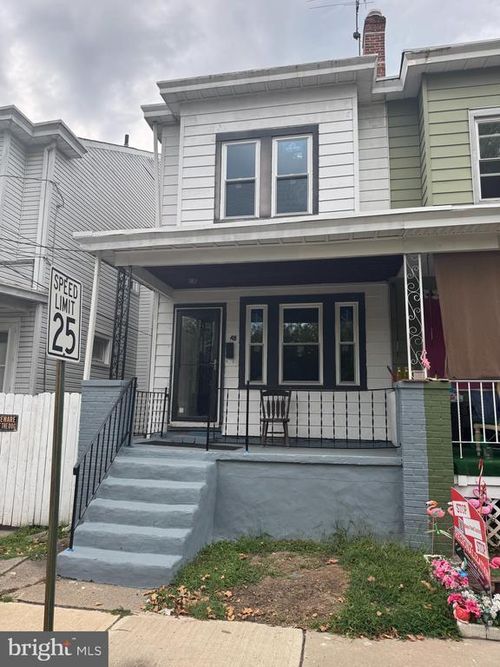 48 Laurel Pl, Trenton, NJ, 08618-4018 | Card Image