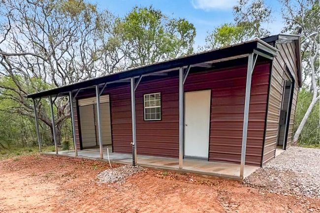 8 x 8 roll up door on side | Image 8