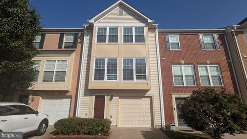 9233 Jessica Dr, MANASSAS PARK, VA, 20111-2443 | Card Image
