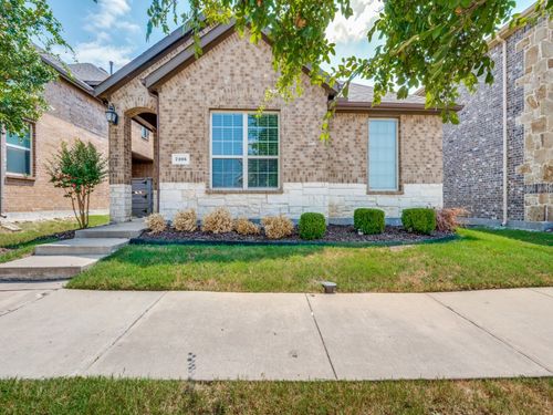 7105 Wildflower Way, Aubrey, TX, 76227-5594 | Card Image
