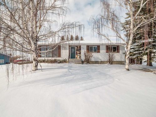 233 8 St W, Cardston, AB, T0K0K0 | Card Image