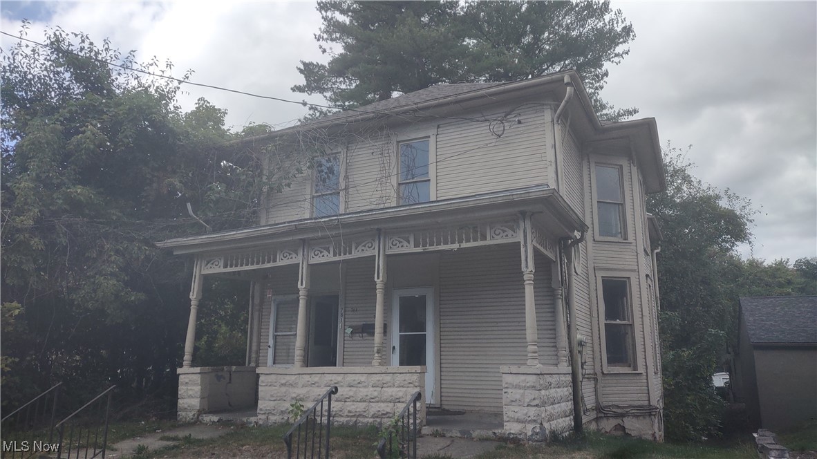 Dryden Rd, Zanesville, OH 43701