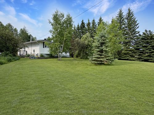 220 Third Ave, Hornepayne, ON, P0M | Card Image