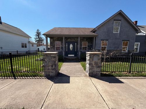 82 Oak St, Delaware, OH, 43015-2057 | Card Image