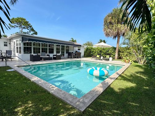 360 Alhambra Pl, West Palm Beach, FL, 33405-4929 | Card Image