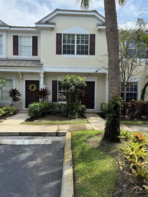 15-2-136 Sw 96th Ave, Plantation, FL, 33324-2357 | Card Image