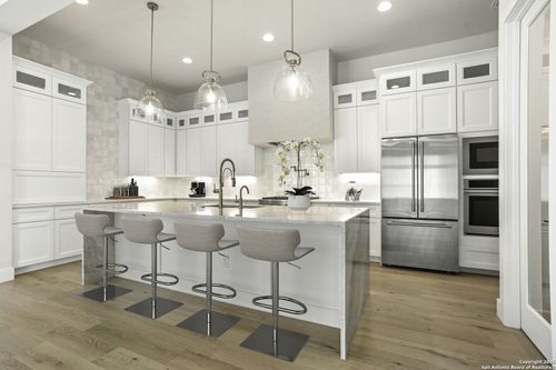 169 Westcourt Ln, San Antonio, TX, 78257-1373 | Card Image