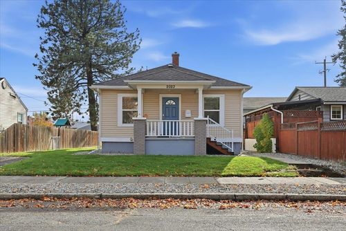 2023 W Cleveland Ave, Spokane, WA, 99205-3740 | Card Image