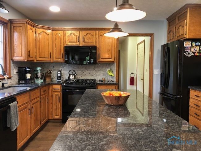 415 W Jamestown Ave, House other with 4 bedrooms, 3 bathrooms and 2 parking in Tiffin OH | Image 10