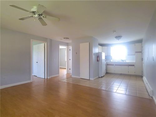 312-7 Carroll Avenue, Newport, RI, 02840 | Card Image
