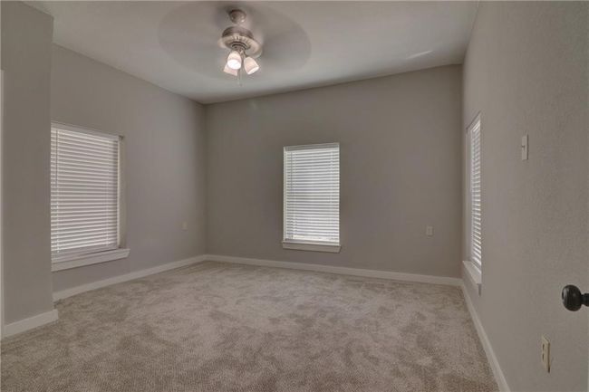 153 E Norway St, House other with 3 bedrooms, 1 bathrooms and 3 parking in Walnut Springs TX | Image 12