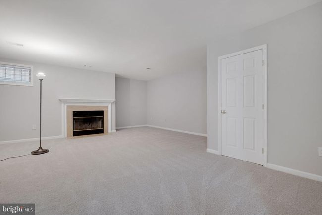7267 Olde Lantern Way, Townhouse with 3 bedrooms, 4 bathrooms and null parking in SPRINGFIELD VA | Image 45