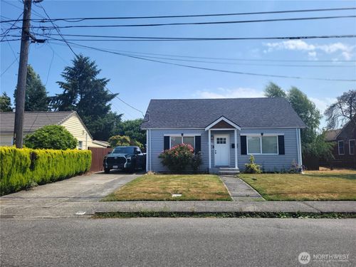 637 S Macarthur St, Tacoma, WA, 98465-1819 | Card Image