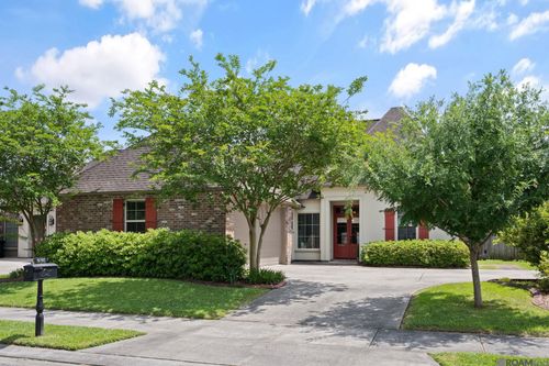 9797 Market West Dr, Baton Rouge, LA, 70810-3637 | Card Image