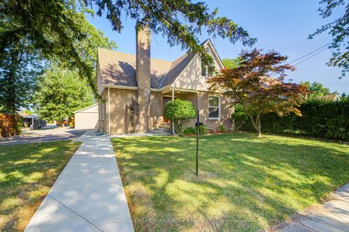 {{alt}} | Card Image