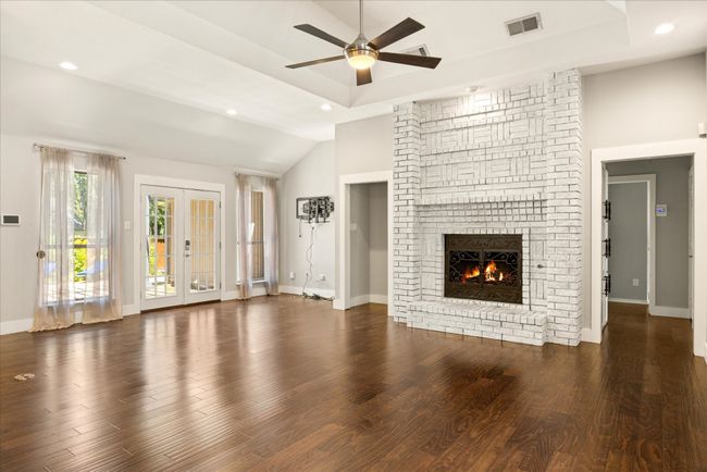 1413 Cat Mountain Trl, House other with 3 bedrooms, 2 bathrooms and null parking in Keller TX | Image 5