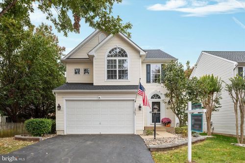 14753 Links Pond Cir, GAINESVILLE, VA, 20155-4837 | Card Image