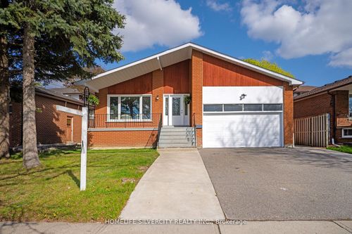 71 Massey St, Brampton, ON, L6S3A3 | Card Image