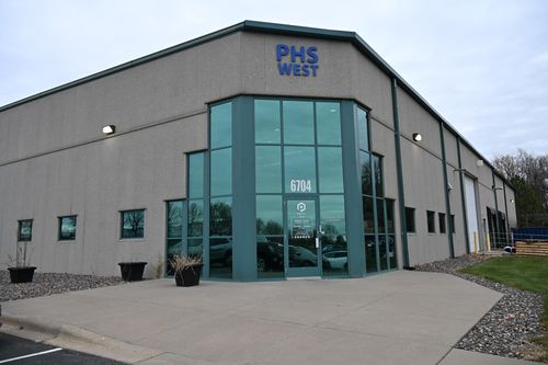 6704 Bleck Dr, Rockford, MN, 55373-5123 | Card Image