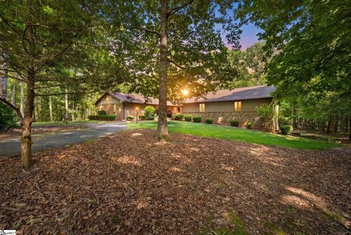620 Walnut Grove Rd, Roebuck, SC, 29376-3714 | Card Image