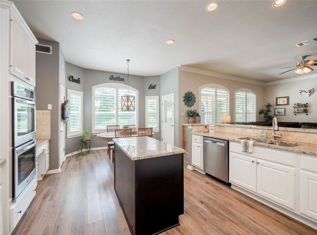 401 Kimra Cv, House other with 5 bedrooms, 5 bathrooms and null parking in Georgetown TX | Image 10