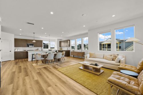 1464 Waterside Ln, Rohnert Park, CA, 94928 | Card Image