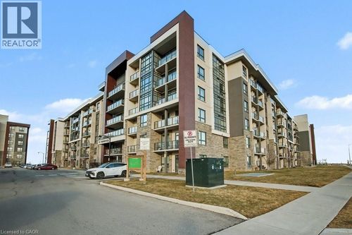 121-101 Shoreview Place, Stoney Creek, ON, L8E0K2 | Card Image