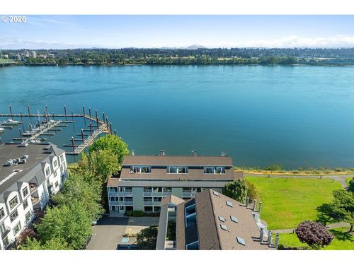 303 N Hayden Bay Dr, Portland, OR, 97217-8303 | Card Image