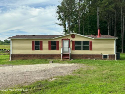 552 Bennett Cir, Byhalia, MS, 38611-6131 | Card Image