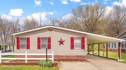 177 Lakeview Ln, Hiram, OH, 44234-9662 | Card Image